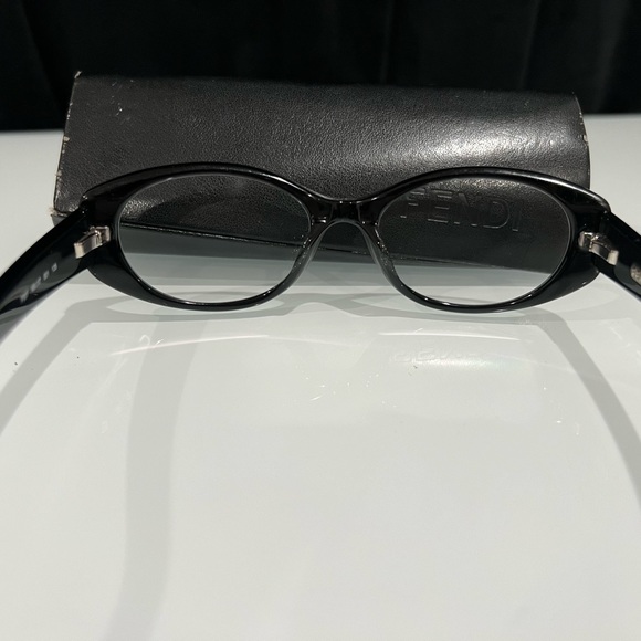 Authentic Fendi Eye Glasses- Black - lightly Used Great Condition - Picture 6 of 9